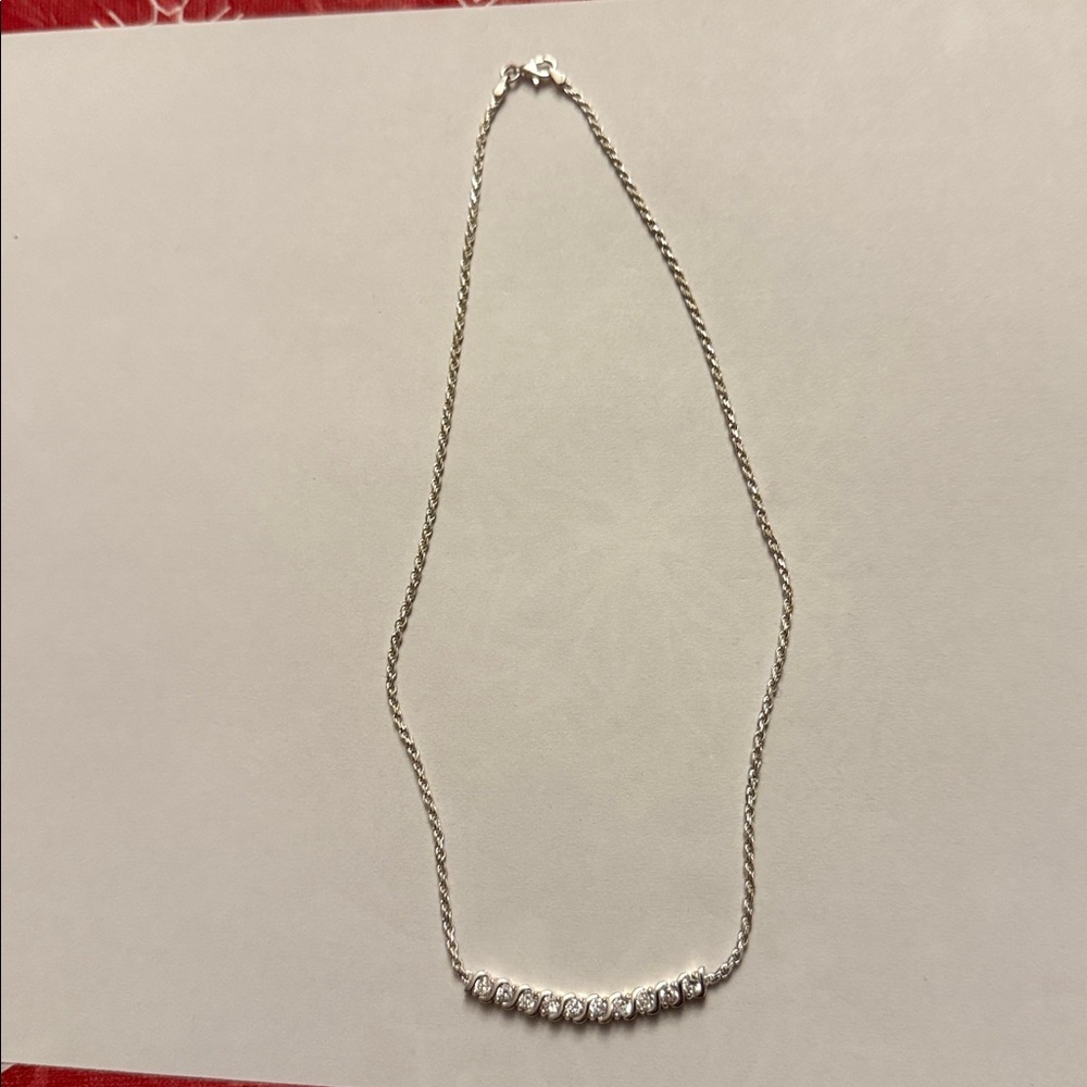 Elegant 925 Italy Silver Necklace - Picture 2 of 9